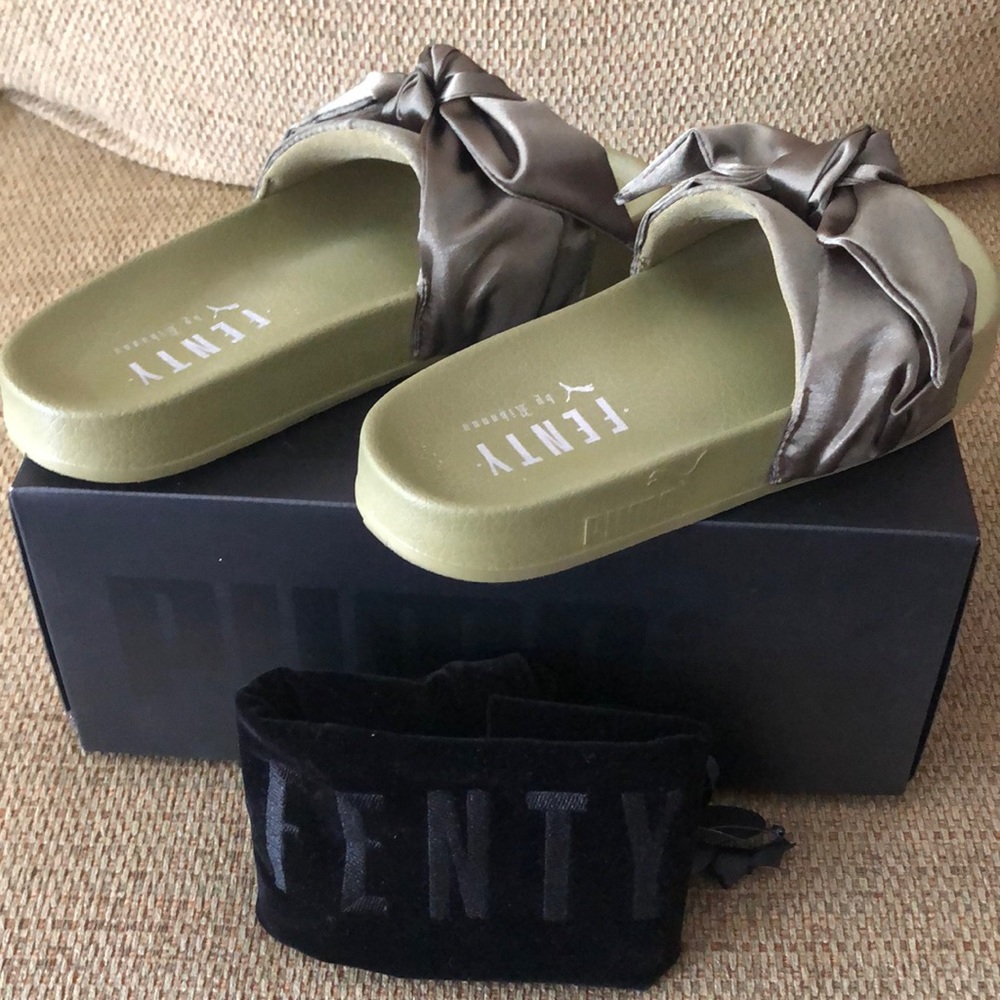 Fenty x Puma Women’s Bow Slides